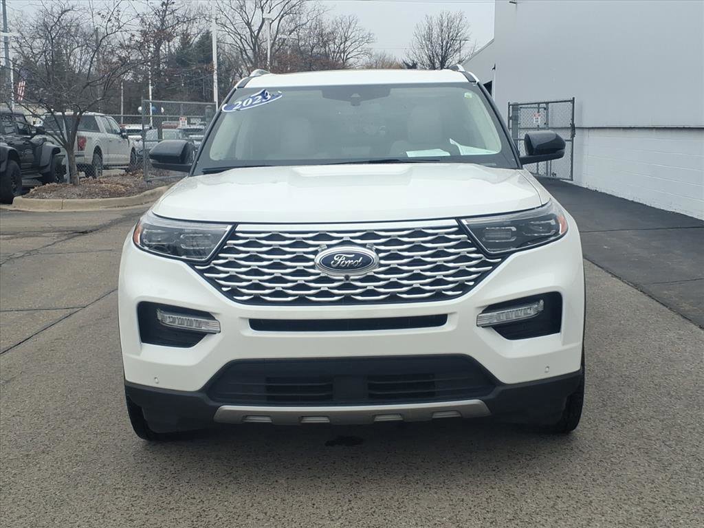 Certified 2023 Ford Explorer Platinum w/ Technology Package image 6