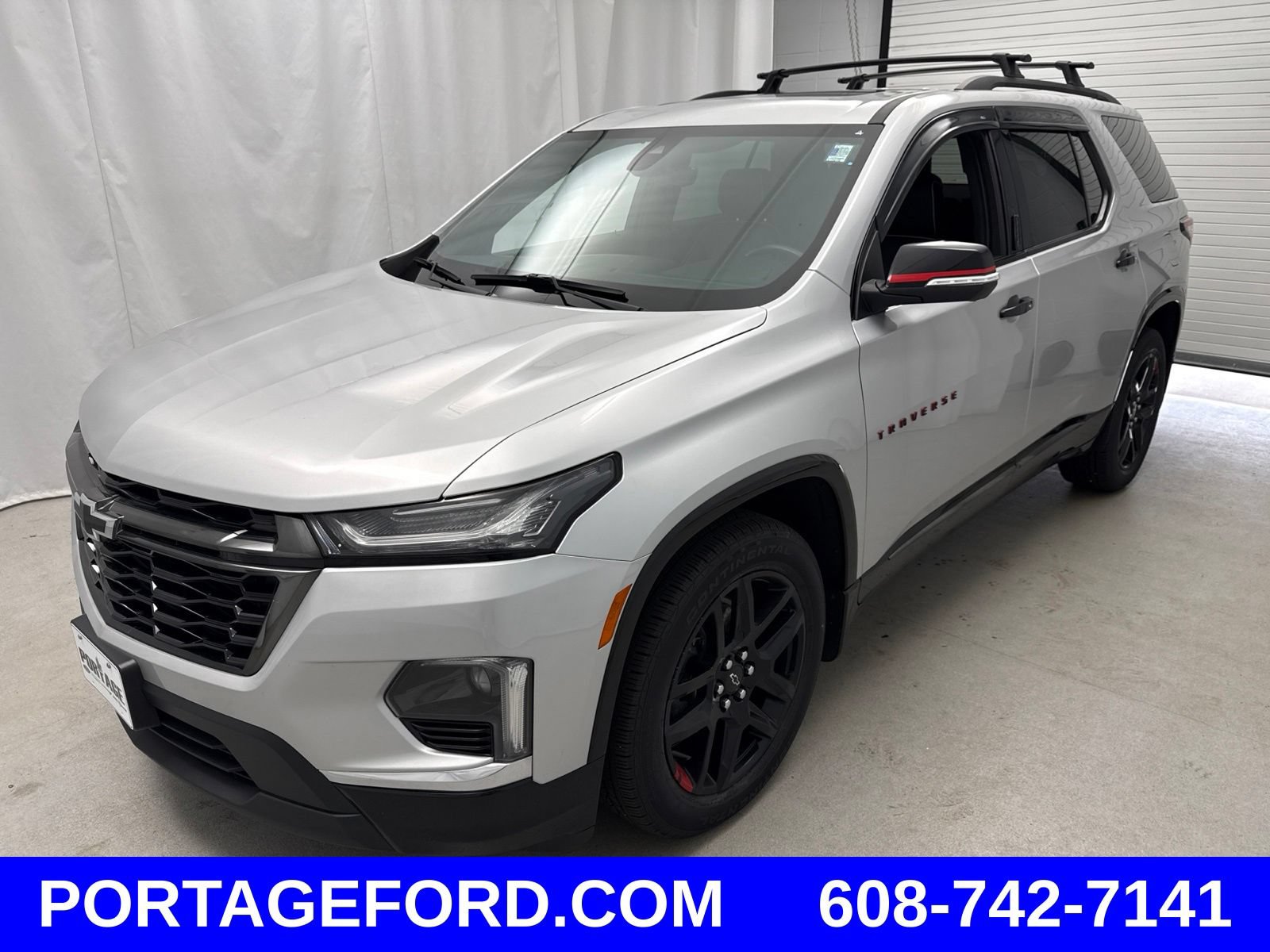 Used 2022 Chevrolet Traverse Premier w/ Redline Edition AWD/4WD image 5