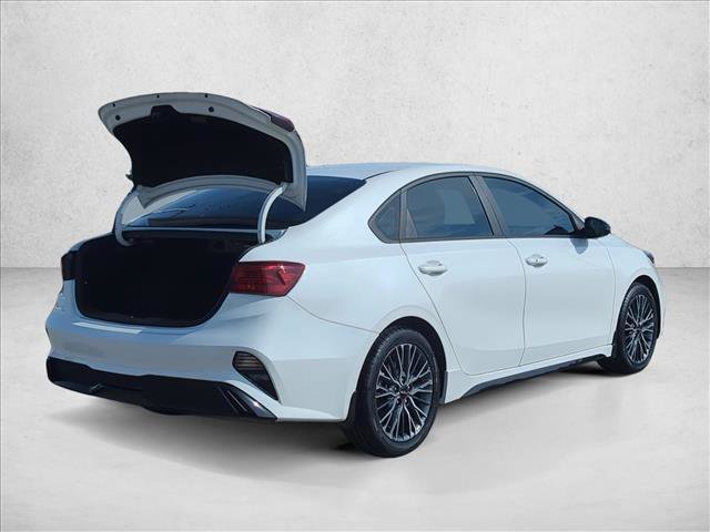 Used 2023 Kia Forte GT-Line w/ GT-Line Premium Package FWD image 5