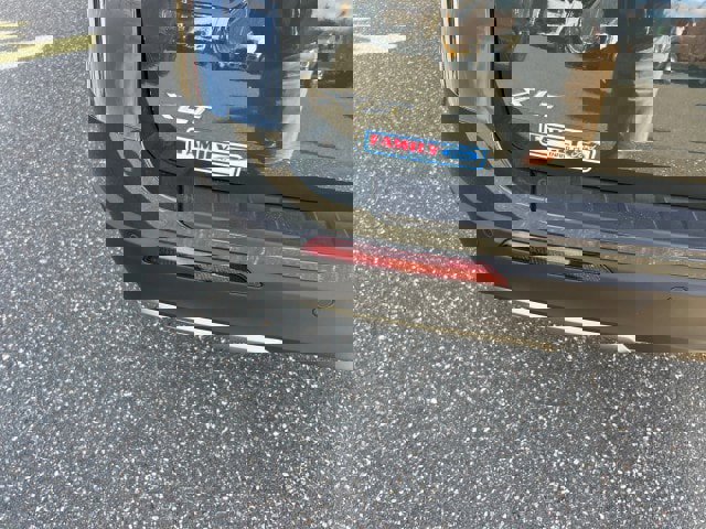 Certified 2022 Ford Explorer XLT w/ Equipment Group 202A image 22