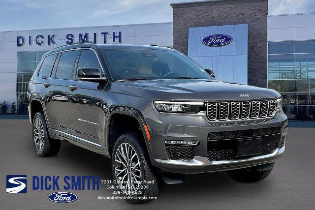 Used 2024 Jeep Grand Cherokee L Summit AWD/4WD image 3