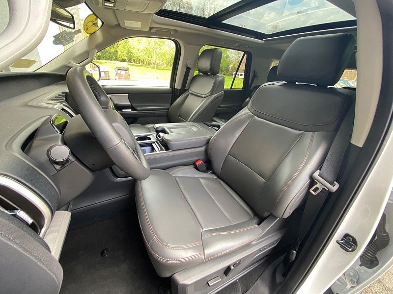 Certified 2025 Ford Expedition Active AWD/4WD image 24