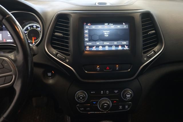 Used 2021 Jeep Cherokee Latitude Lux image 24