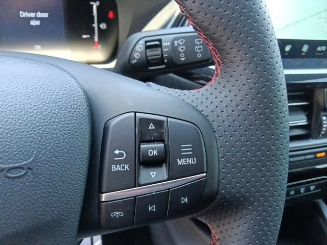 Certified 2025 Ford Escape ST-Line w/ Tech Pack #1 FWD image 19