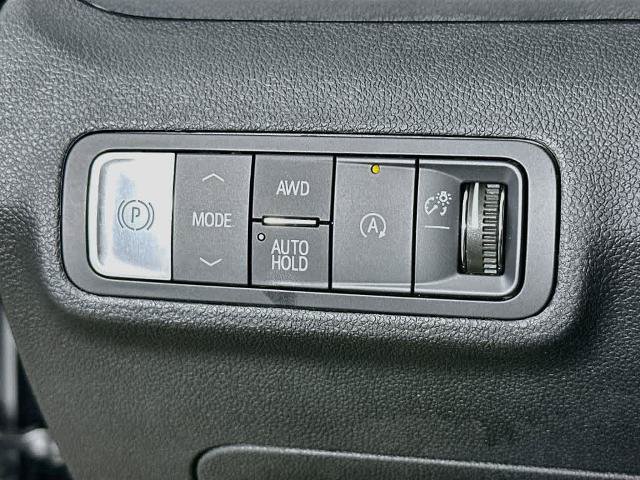 Used 2025 GMC Terrain Elevation AWD/4WD image 27