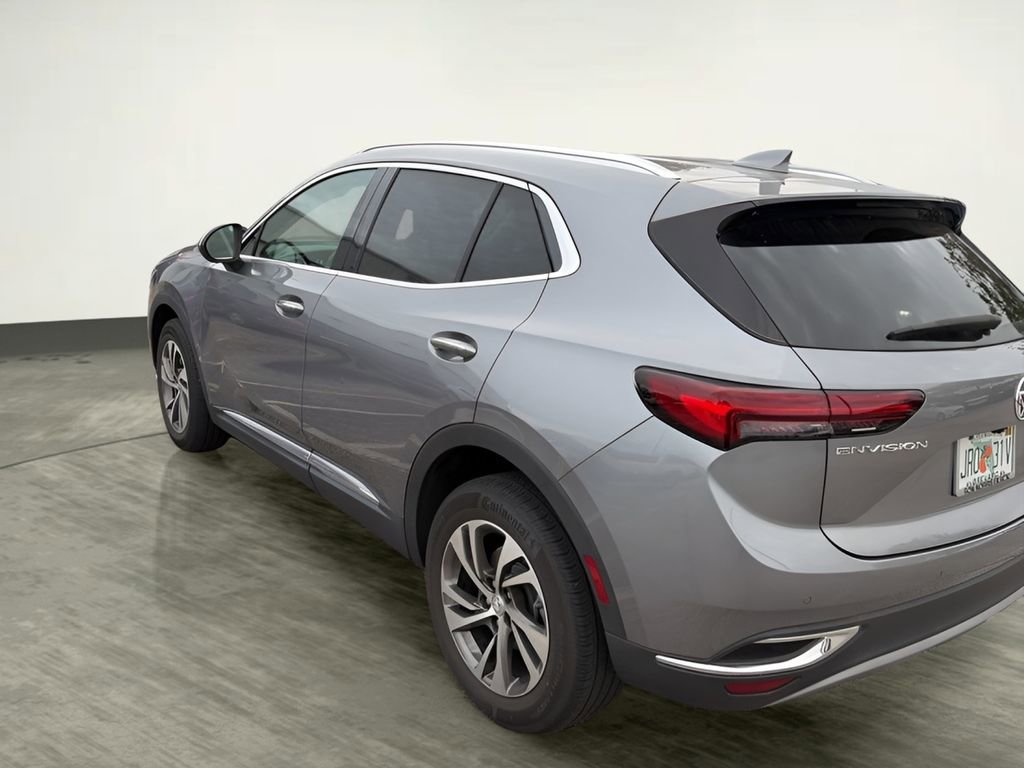 Used 2022 Buick Envision Essence w/ Technology Package I FWD image 3