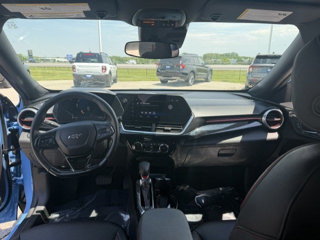 Used 2024 Chevrolet Trax RS w/ Driver Confidence Package FWD image 26