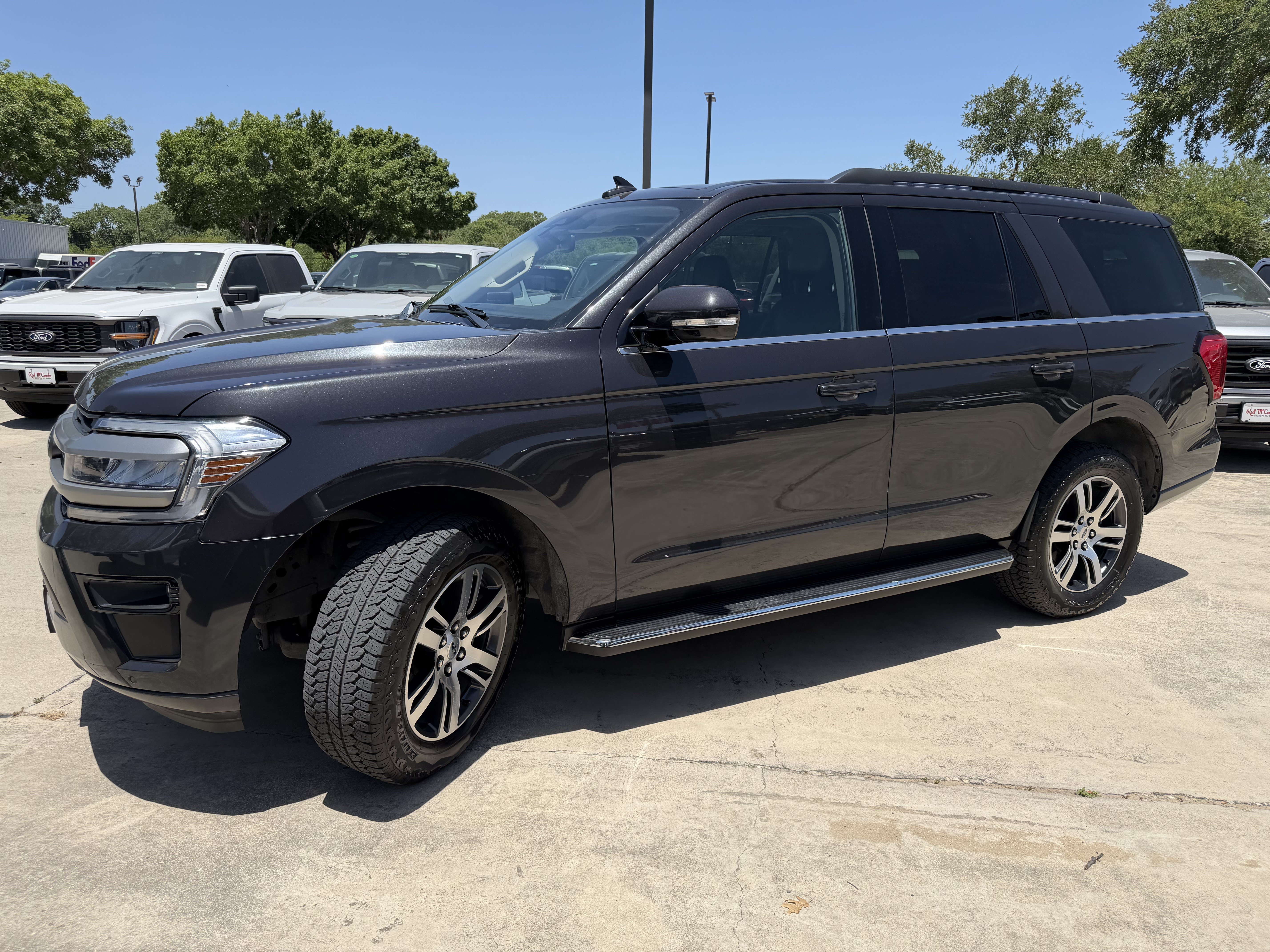 Certified 2023 Ford Expedition XLT RWD image 8