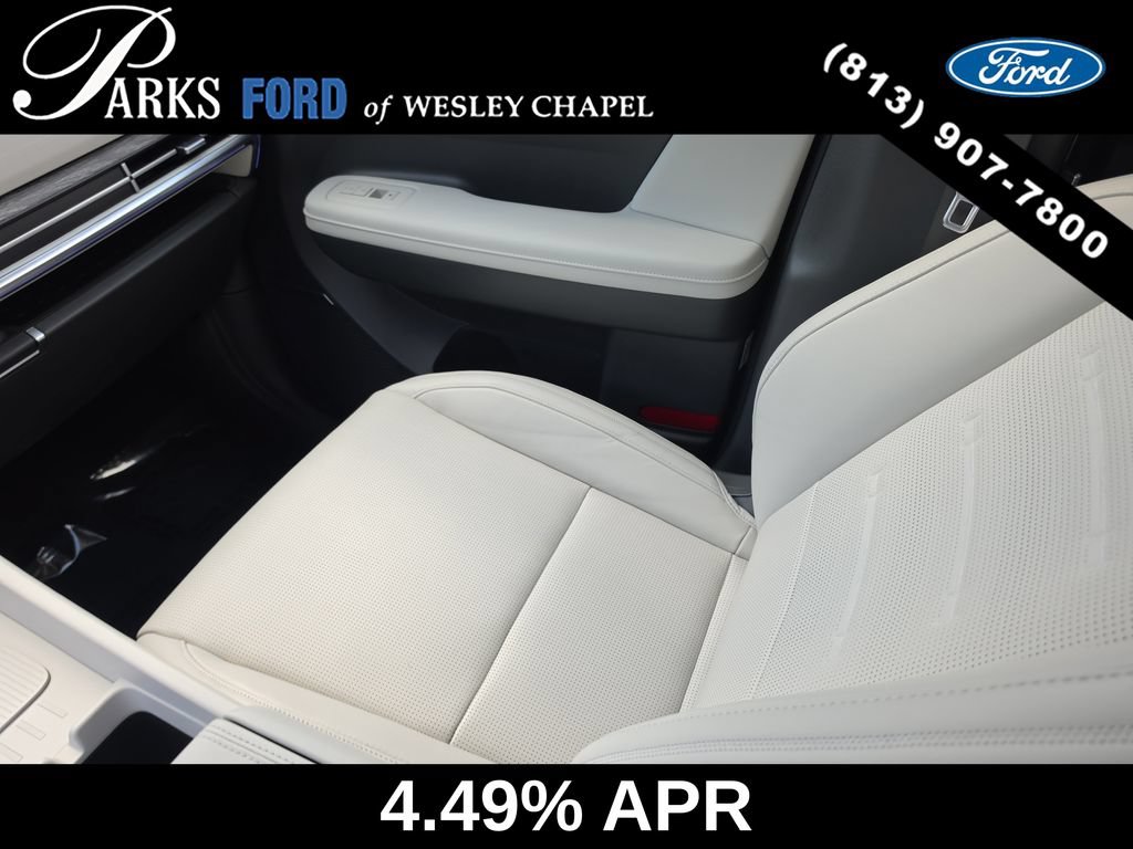 Used 2026 Hyundai Santa Fe Calligraphy FWD image 15