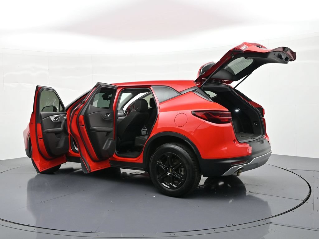 Used 2023 Chevrolet Blazer LT FWD image 31