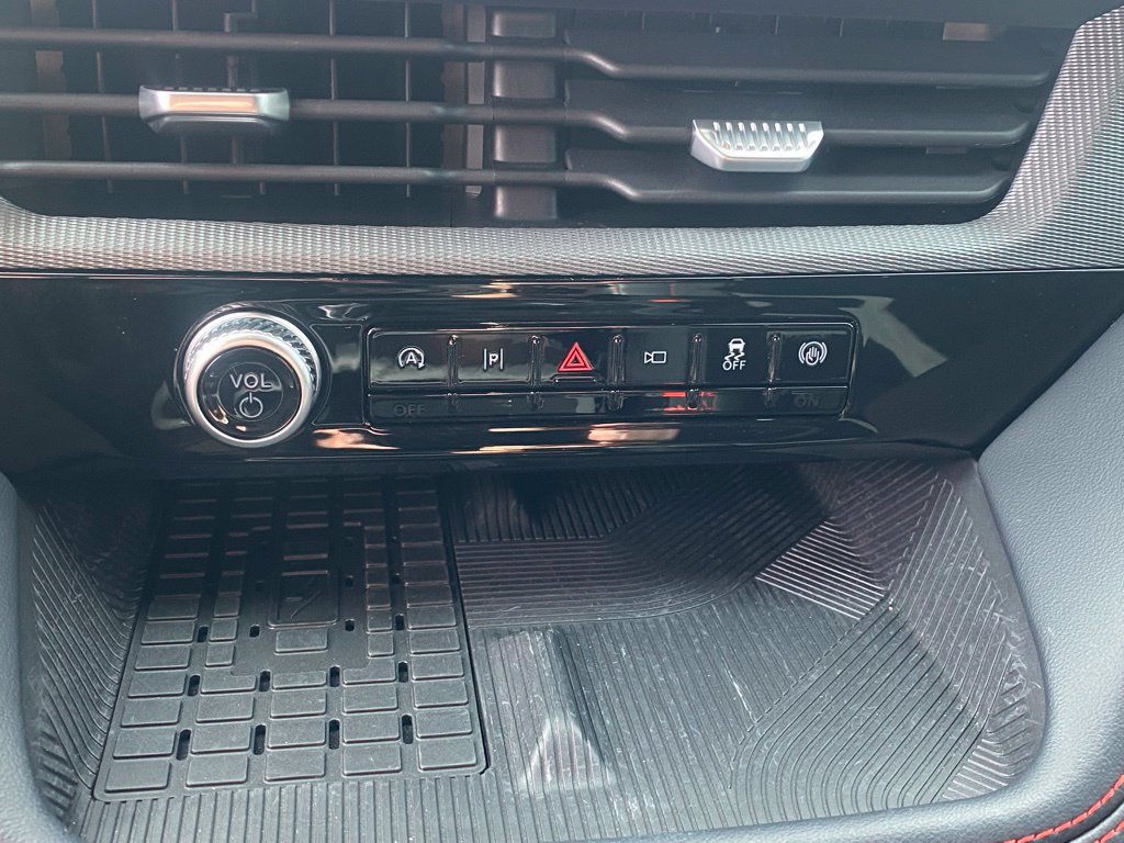 Certified 2025 Ford Explorer ST w/ Sun And Sound Package AWD/4WD image 18