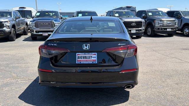 Used 2025 Honda Civic Sport image 4