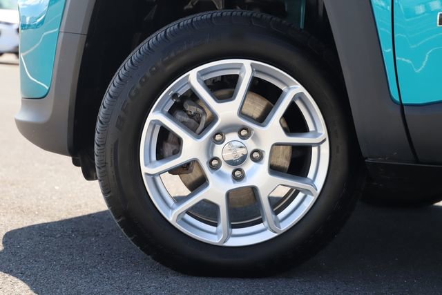 Used 2020 Jeep Renegade Sport w/ Sport Appearance Group AWD/4WD image 2