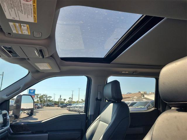 Certified 2025 Ford F250 Lariat w/ Black Appearance Package image 18