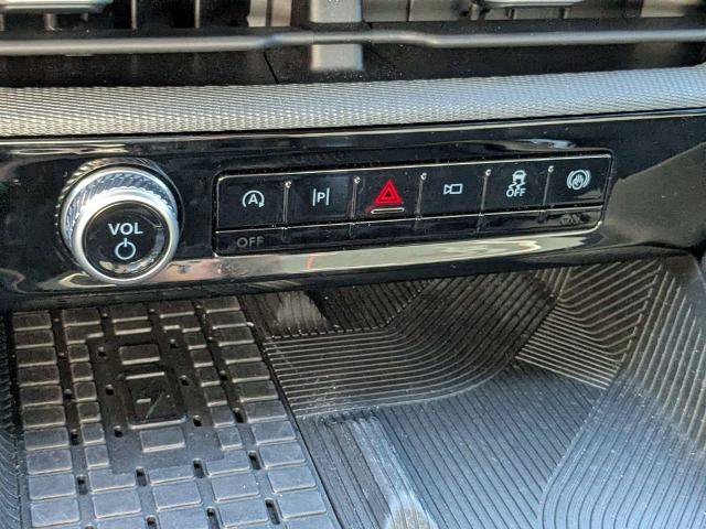 Certified 2025 Ford Explorer ST RWD image 24