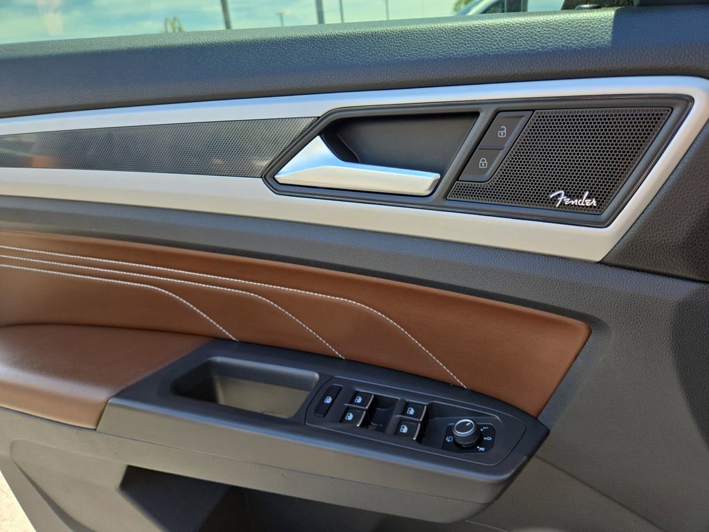 Used 2022 Volkswagen Atlas SEL Premium AWD/4WD image 19
