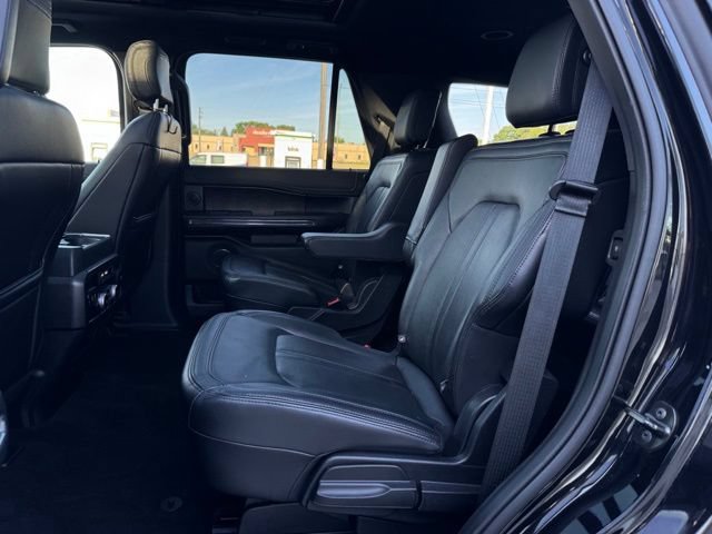 Certified 2019 Ford Expedition Limited w/ Equipment Group 302A AWD/4WD image 11