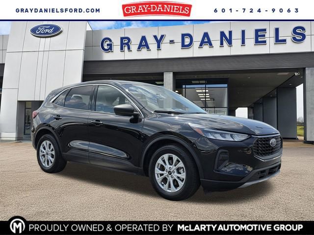 Certified 2023 Ford Escape Active w/ Tech Pack #1 FWD image 6