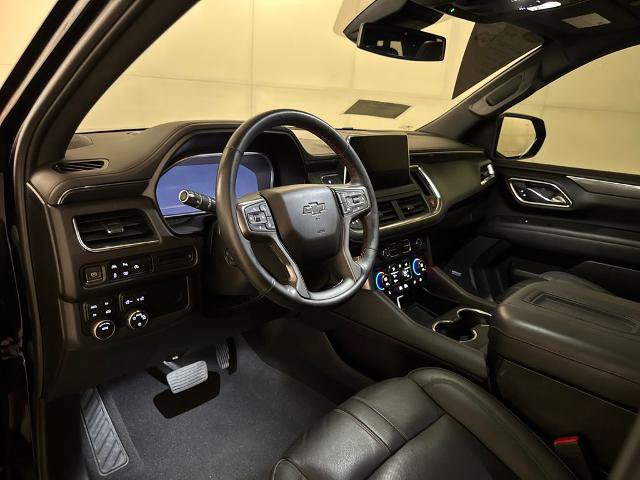 Used 2023 Chevrolet Suburban RST w/ Sport Performance Package AWD/4WD image 6