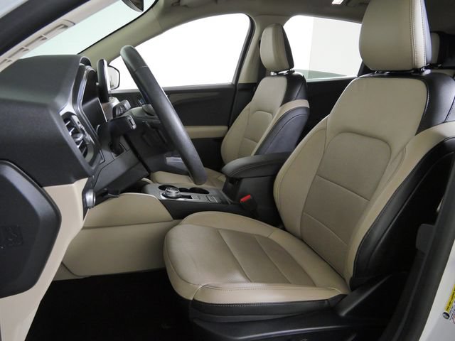Certified 2020 Ford Escape Titanium AWD/4WD image 22