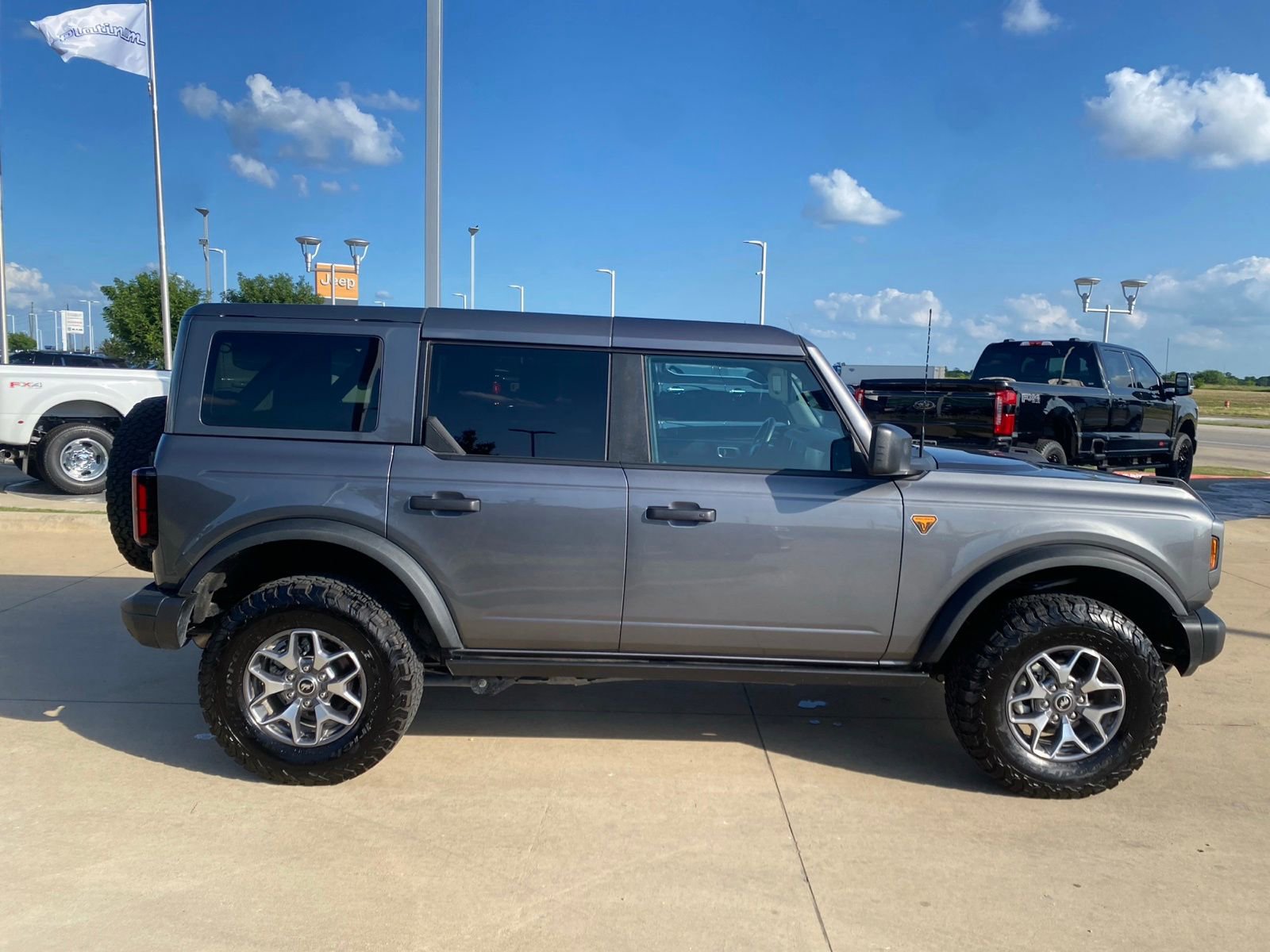Certified 2025 Ford Bronco Badlands AWD/4WD image 6
