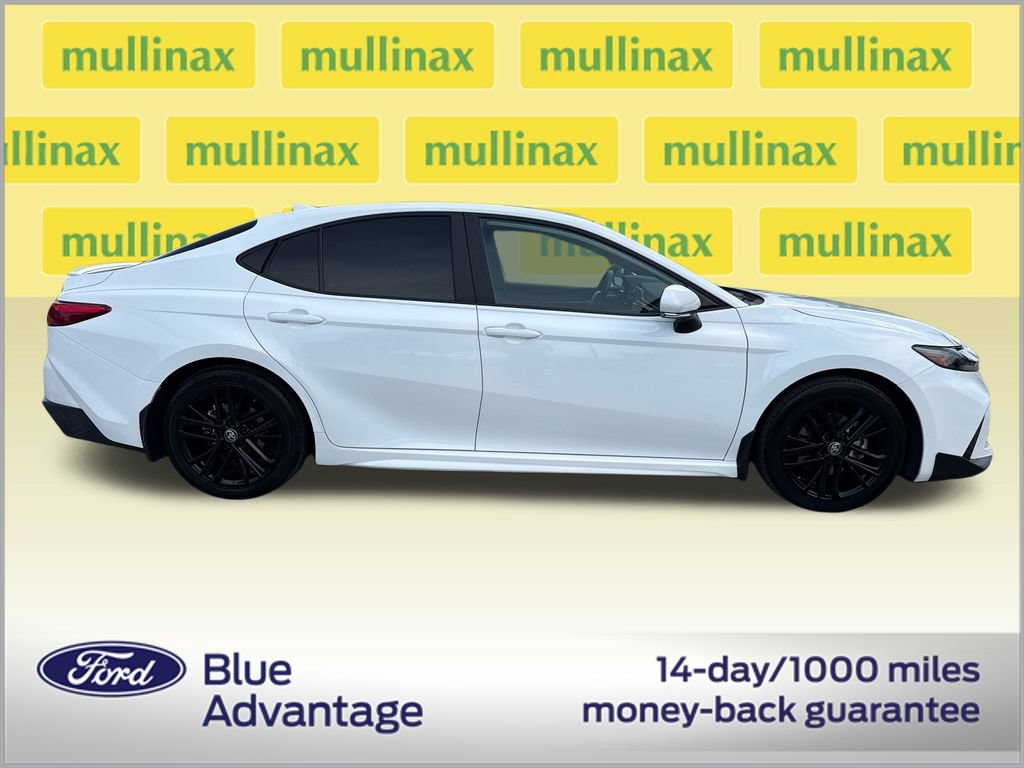 Used 2025 Toyota Camry SE FWD video 2