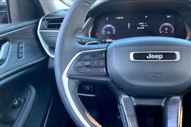 Used 2023 Jeep Grand Cherokee L Limited RWD image 24