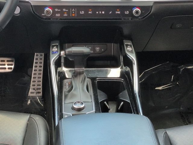 Used 2025 Kia Sorento SX FWD image 19