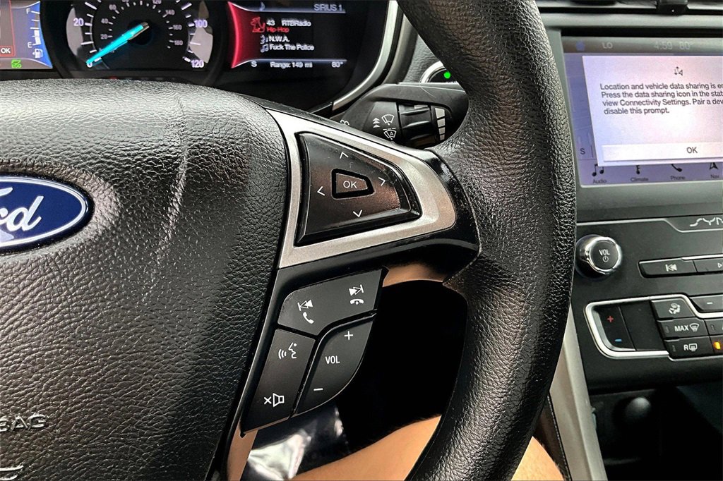Certified 2019 Ford Fusion SE image 18