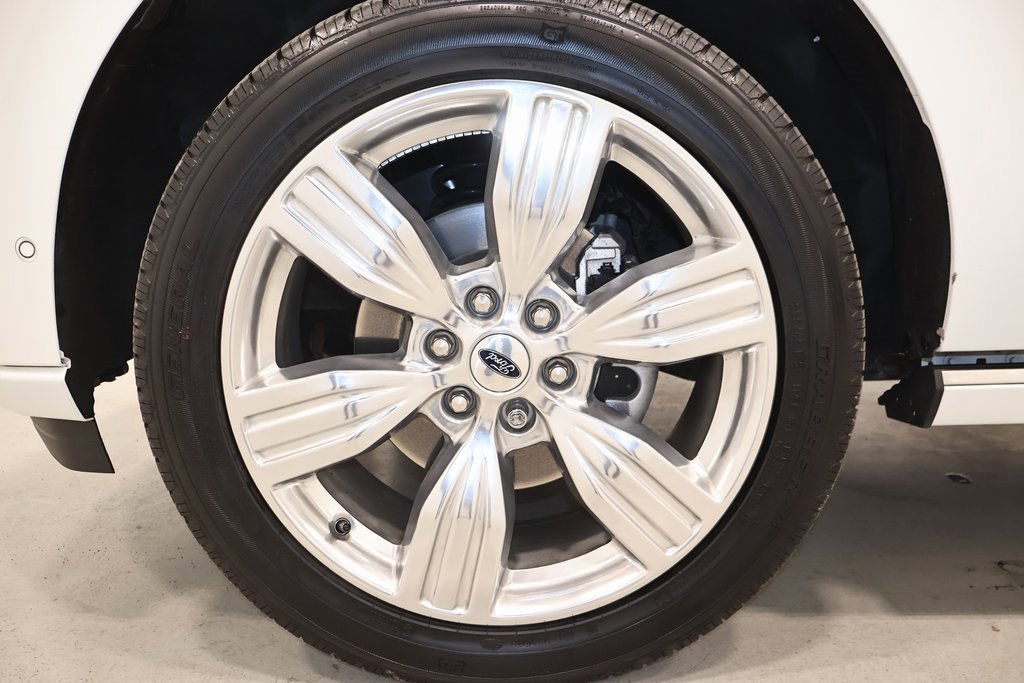 Certified 2024 Ford Expedition Platinum image 49