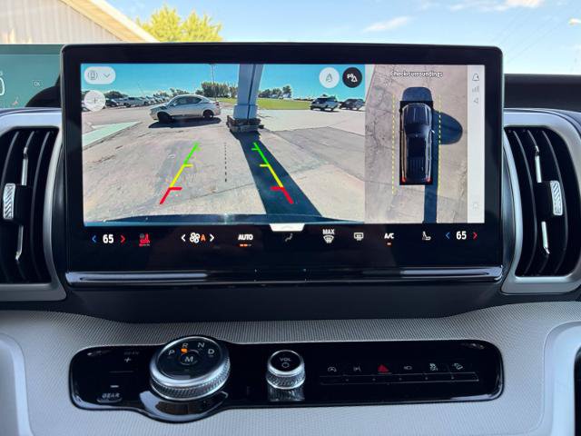 Certified 2025 Ford Expedition Active AWD/4WD image 27