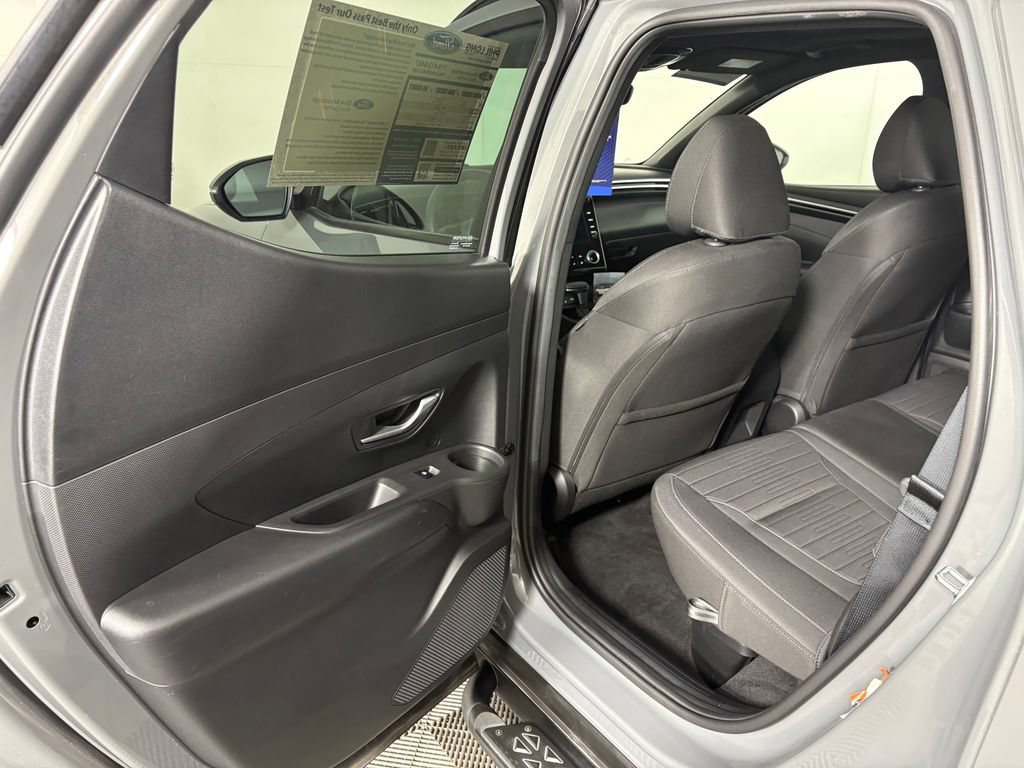 Used 2023 Hyundai Santa Cruz Night AWD/4WD image 29