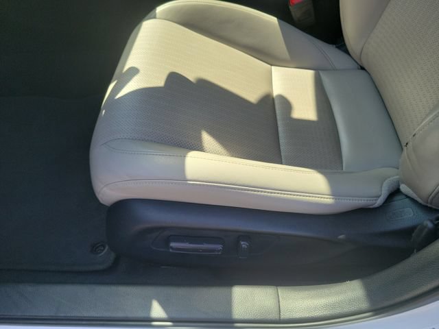 Used 2023 Honda Civic EX-L image 18