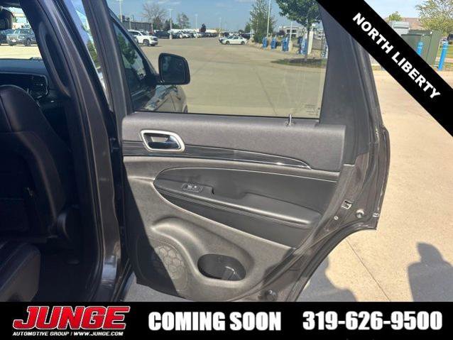 Used 2019 Jeep Grand Cherokee Limited AWD/4WD image 10