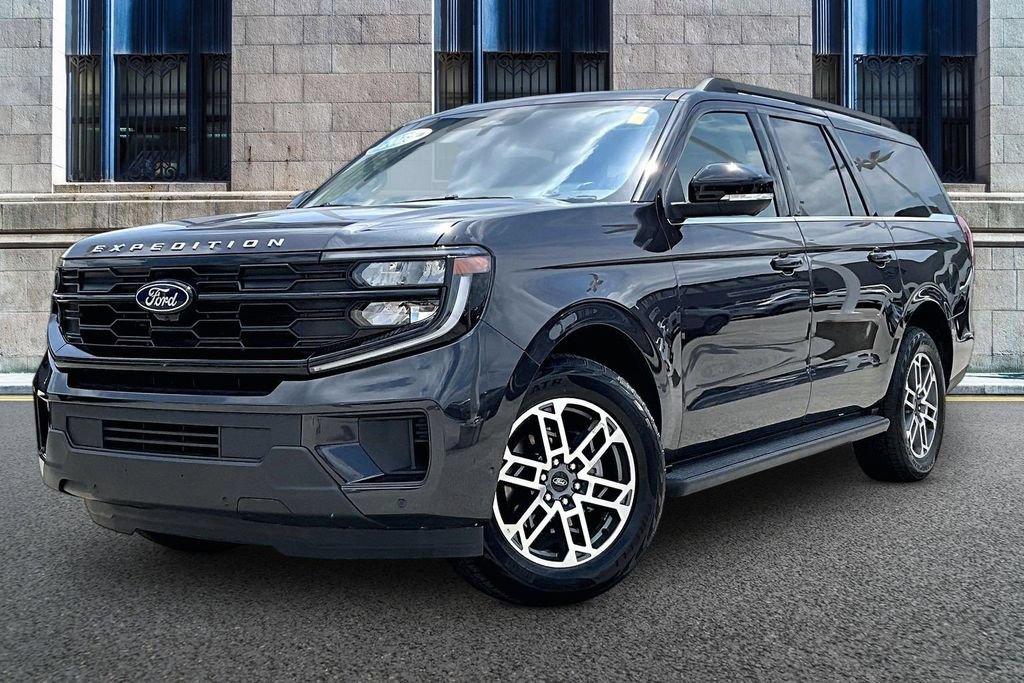 Certified 2025 Ford Expedition Max Active AWD/4WD image 2