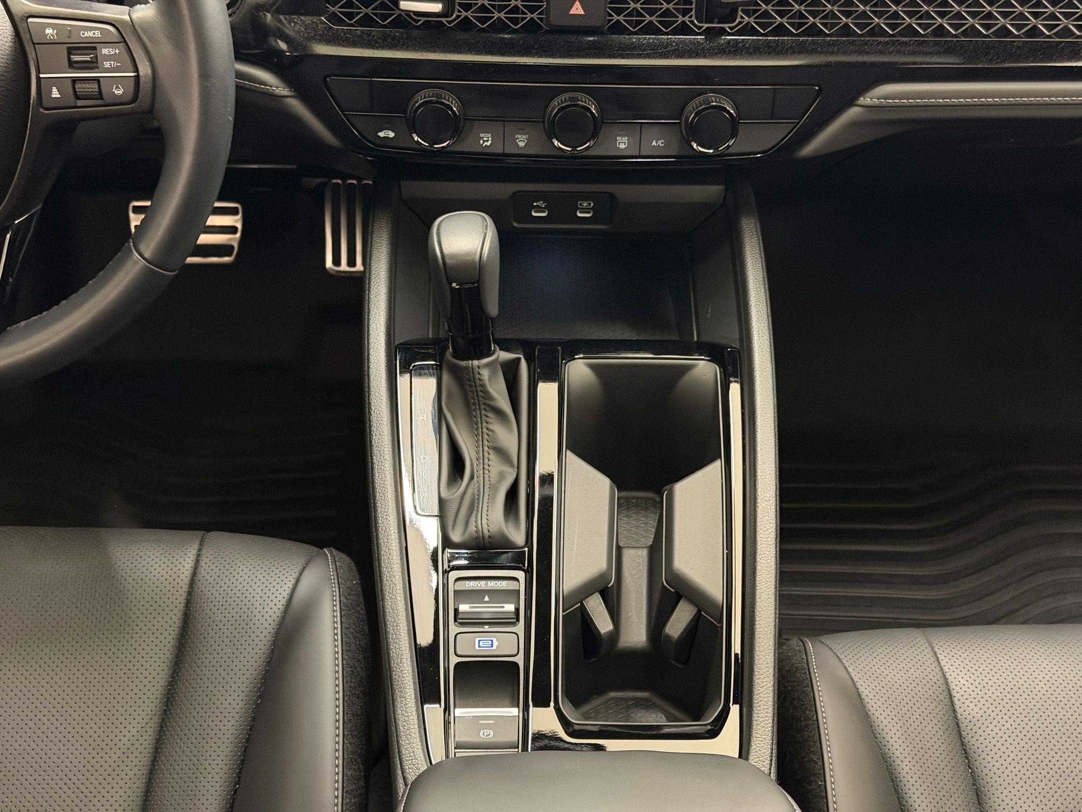 Used 2024 Honda Accord Sport image 17