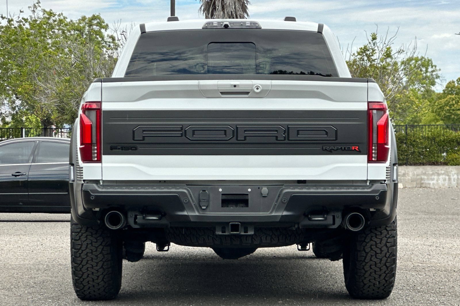 Certified 2024 Ford F150 Raptor w/ Equipment Group 803A Raptor R AWD/4WD image 4