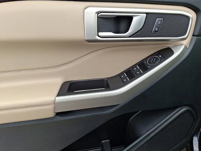 Certified 2024 Ford Explorer XLT w/ Equipment Group 202A image 13