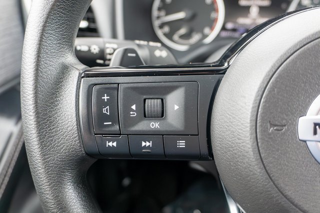 Used 2021 Nissan Rogue SV AWD/4WD image 22