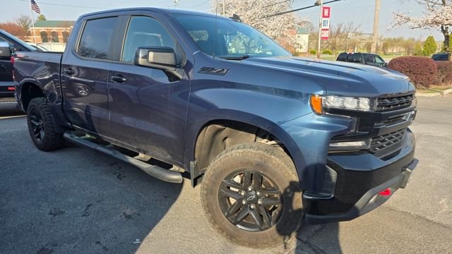 Used 2020 Chevrolet Silverado 1500 LT Trail Boss w/ Convenience Package image 2