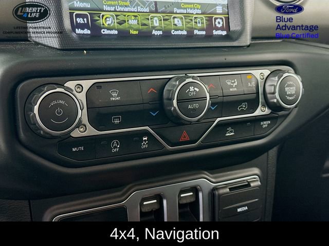 Used 2023 Jeep Wrangler Sport S image 16