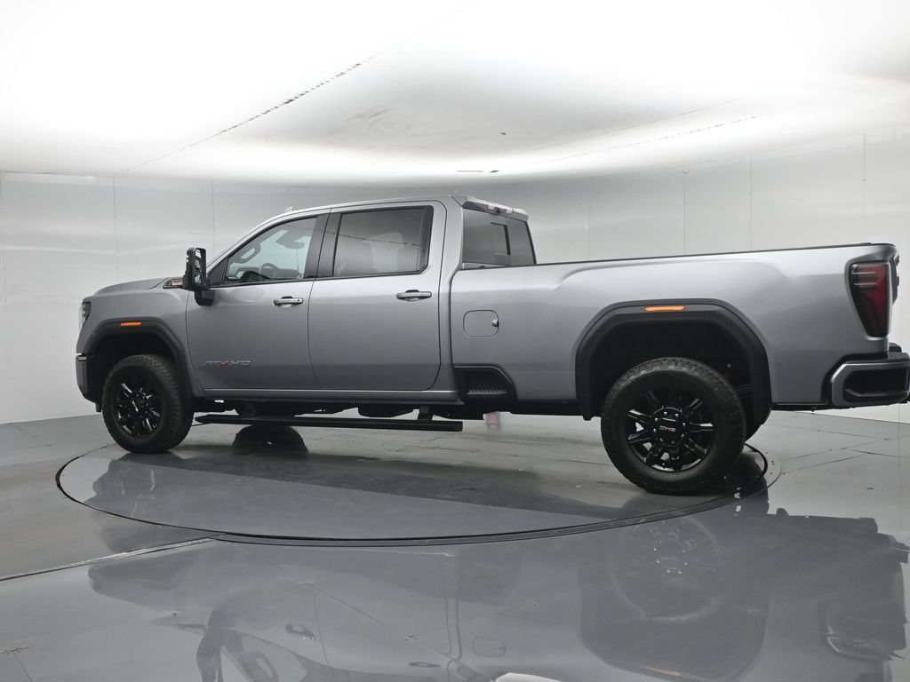 Used 2025 GMC Sierra 3500 AT4 w/ AT4 Premium Plus Package AWD/4WD image 7