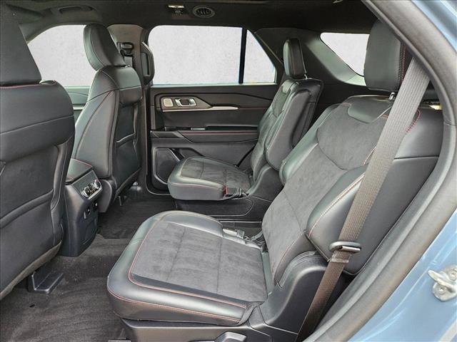 Certified 2025 Ford Explorer ST w/ Sun And Sound Package AWD/4WD image 16