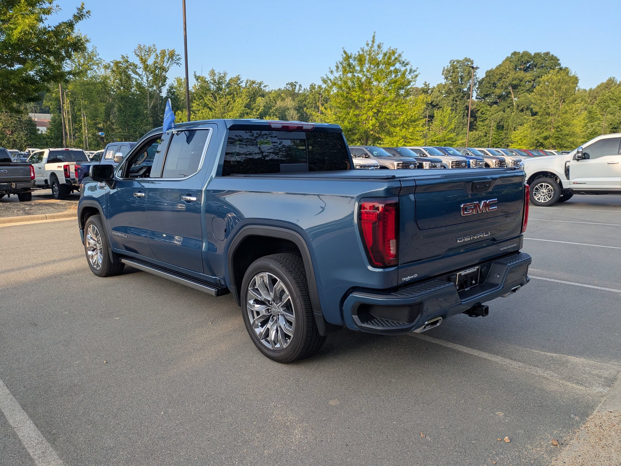 Used 2026 GMC Sierra 1500 Denali w/ Denali Reserve Package AWD/4WD image 6