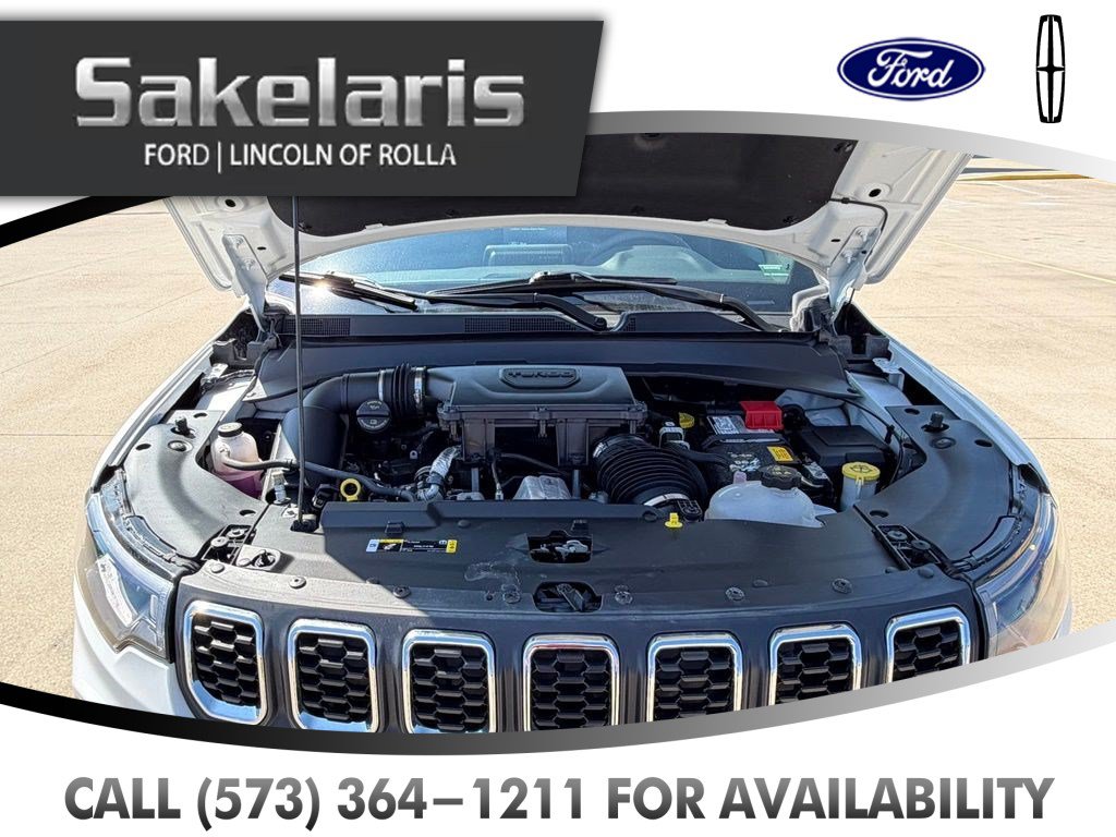 Used 2025 Jeep Compass Latitude AWD/4WD image 42
