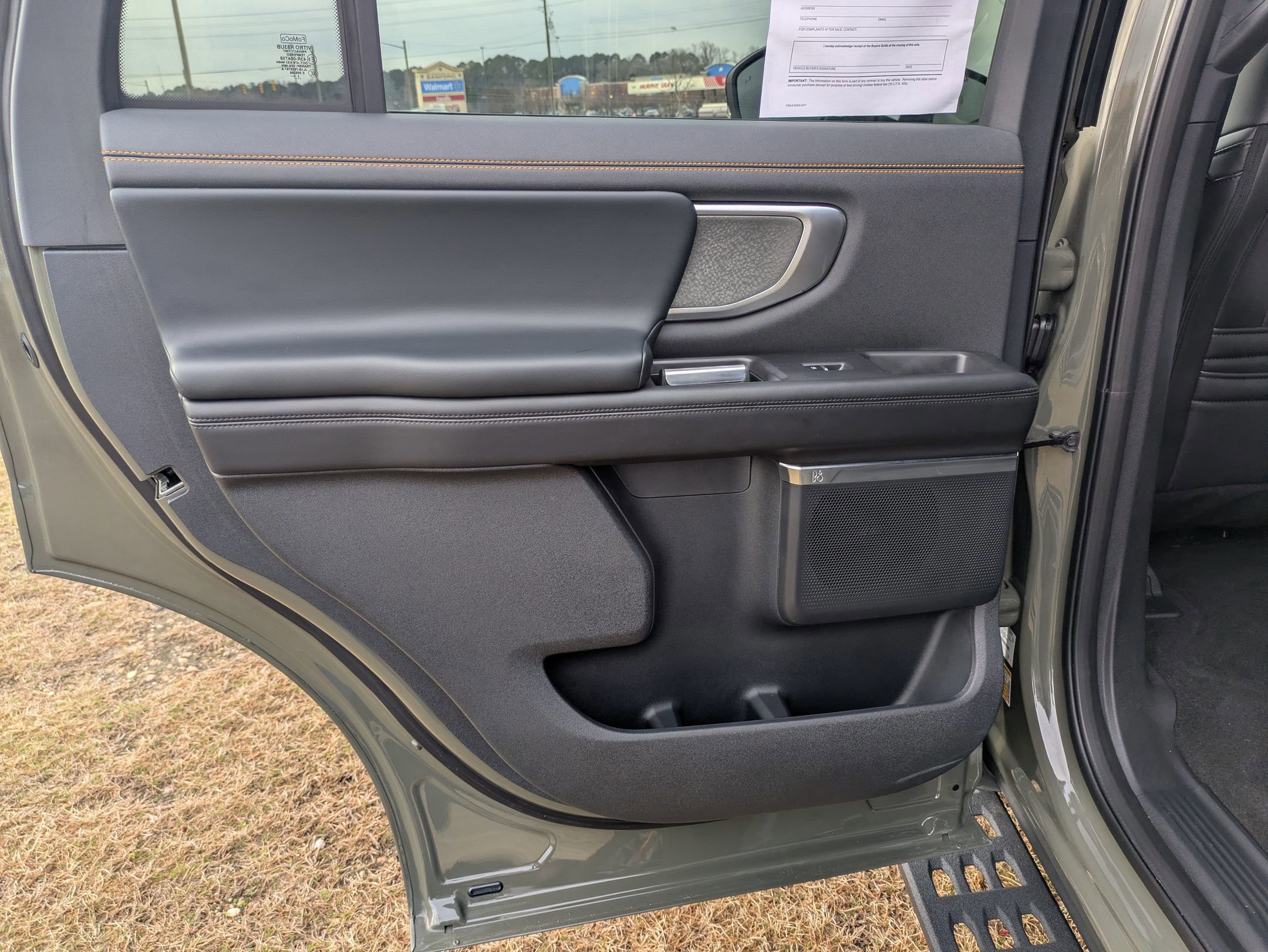 Certified 2025 Ford Expedition Tremor image 29