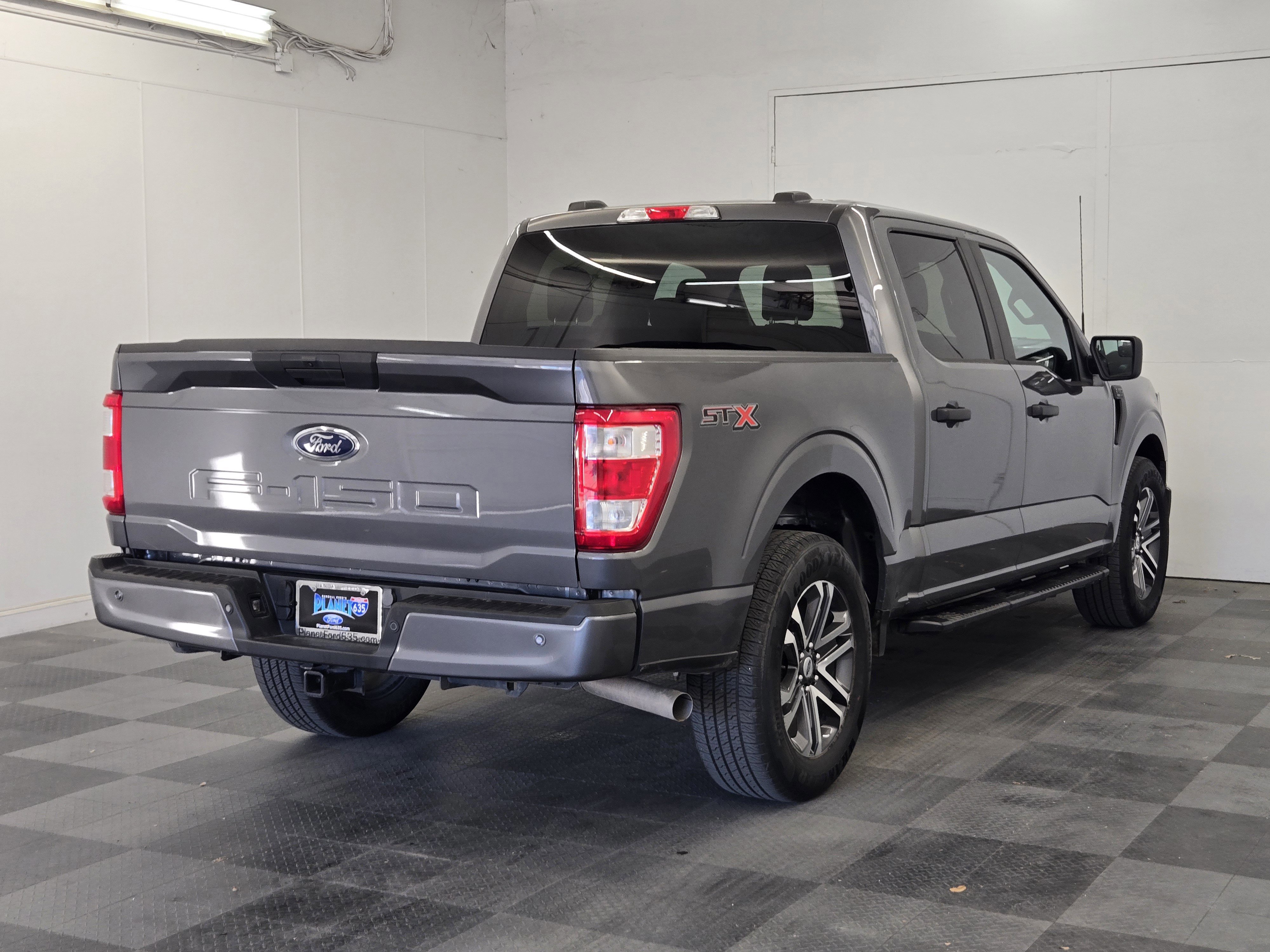 Certified 2023 Ford F150 XL w/ STX Appearance Package image 4