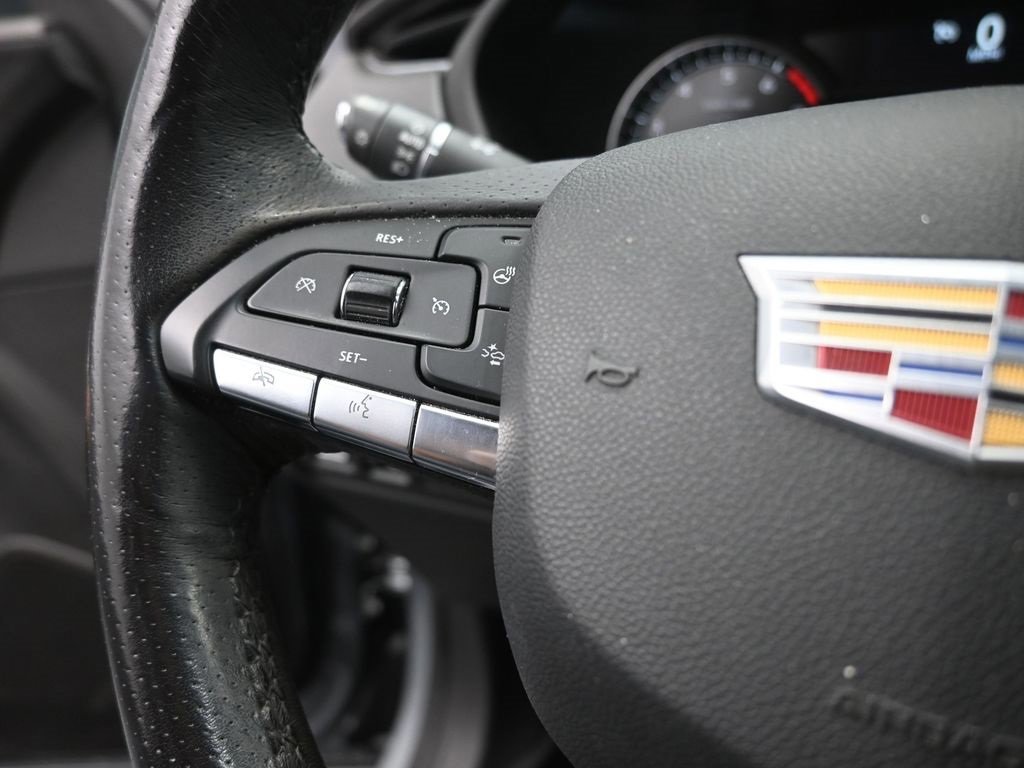 Used 2023 Cadillac XT4 Sport image 14