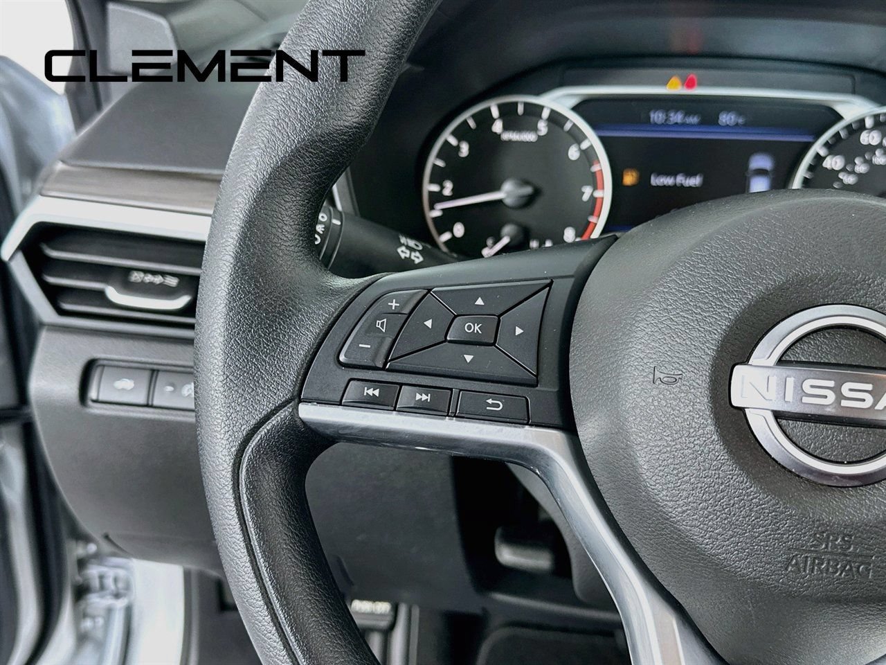 Used 2025 Nissan Altima 2.5 SV FWD image 16