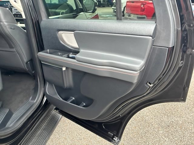 Certified 2025 Ford Expedition Active AWD/4WD image 50